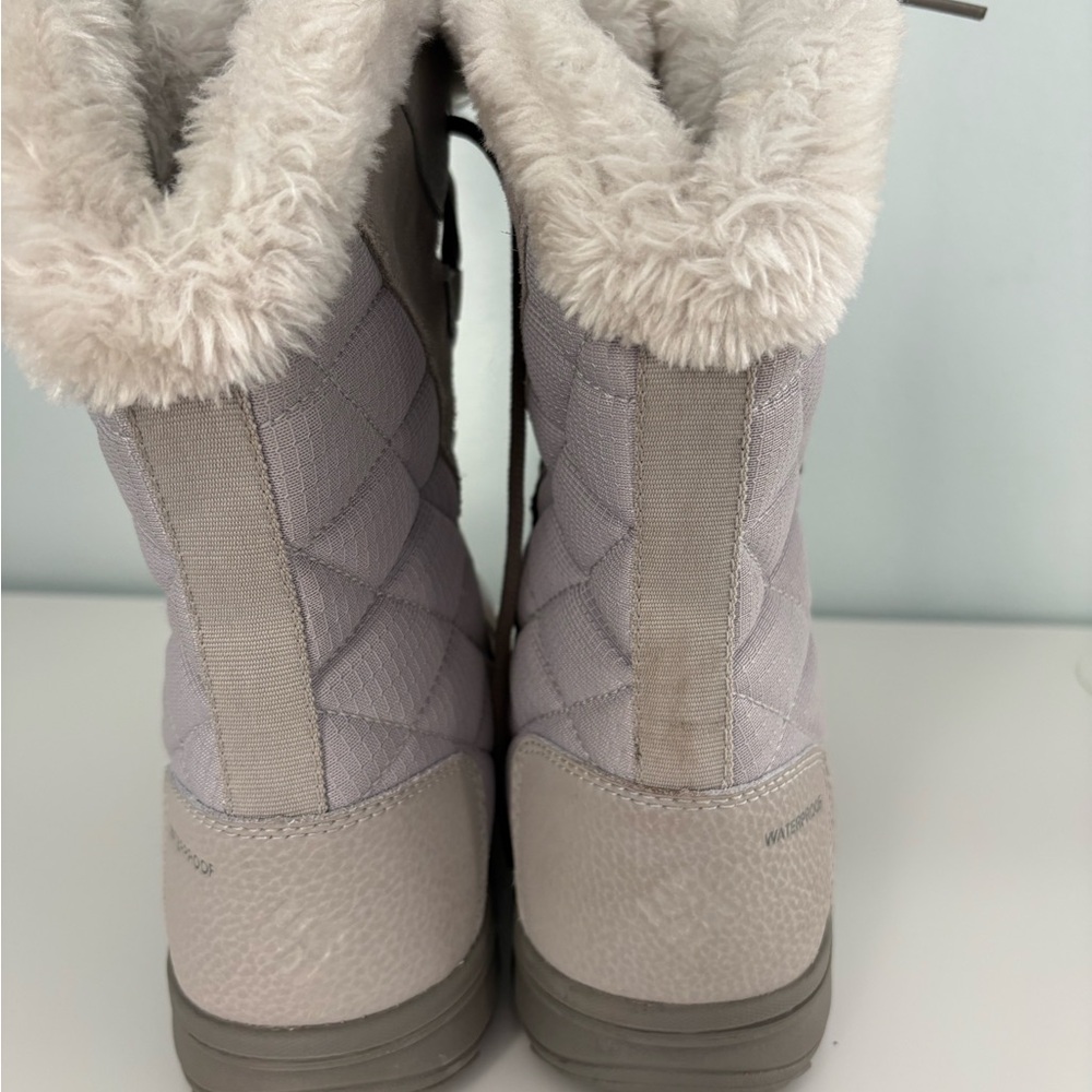 Columbia Women's Light Gray Winter Boots - Picture 3 of 6